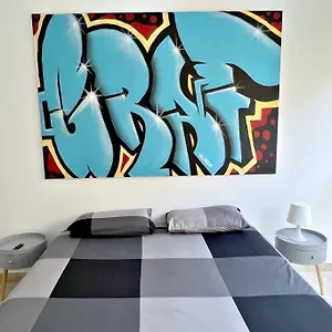 https://carr-dor-studio-2.fr-provencehotel.com